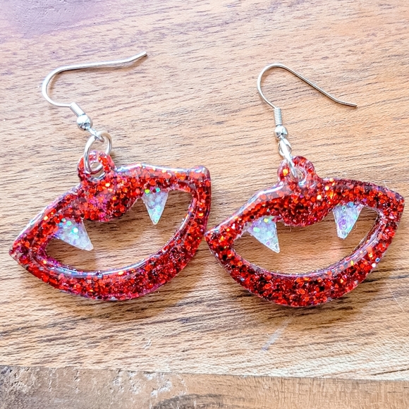 Artisan Jewelry - Resin Vampire Fangs Glitter Earrings